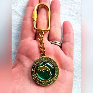 Vintage Florida The Sunshine State Dolphin Keychain, Goldtone, Green, Carabiner